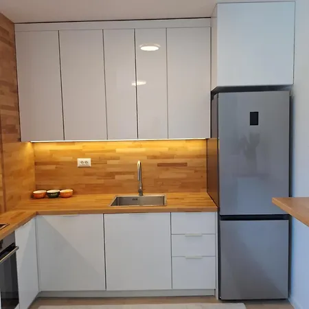 Sunset Dream -- 2 Minutes From The Airport * سراييفو