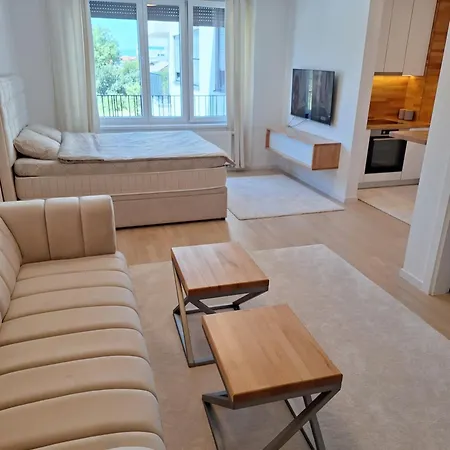 Sunset Dream -- 2 Minutes From The Airport Apartamento *