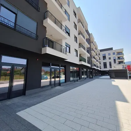 Sunset Dream -- 2 Minutes From The Airport شقة سراييفو