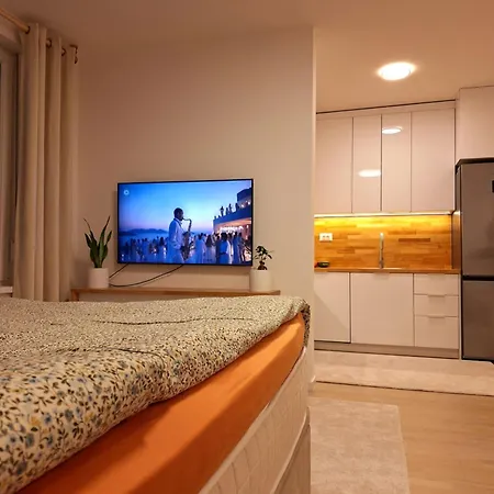 Sunset Dream -- 2 Minutes From The Airport Apartamento Saraievo